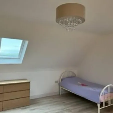 Dom wakacyjny House *