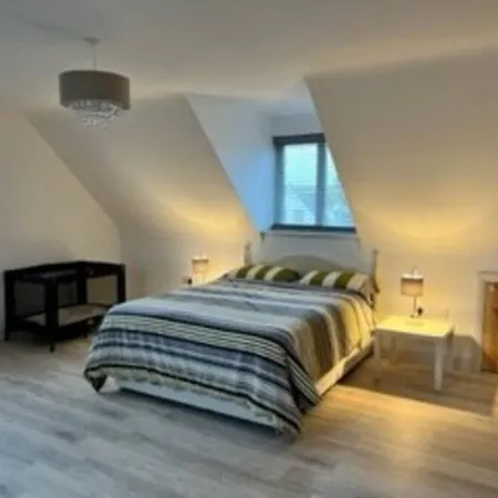 Semesterbostad House