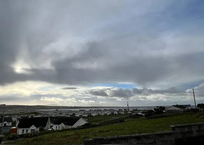 House Semesterbostad